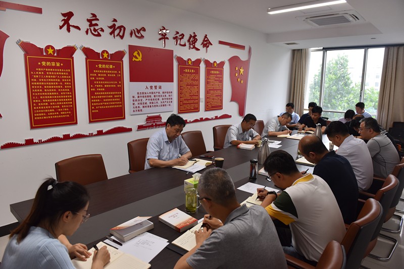 图片一_副本.jpg