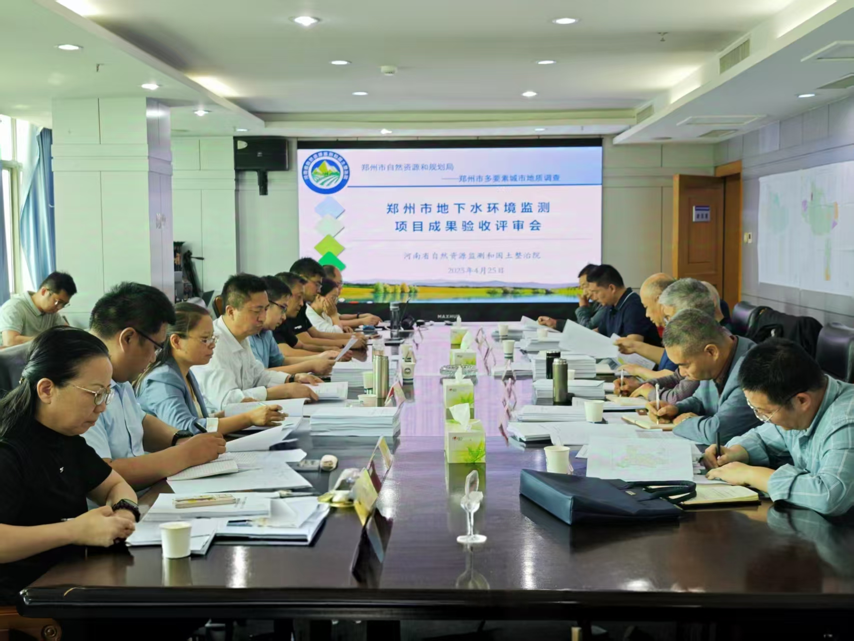 构建现代化监测体系 守护城市地下水安全 ——郑州市地下水环境...